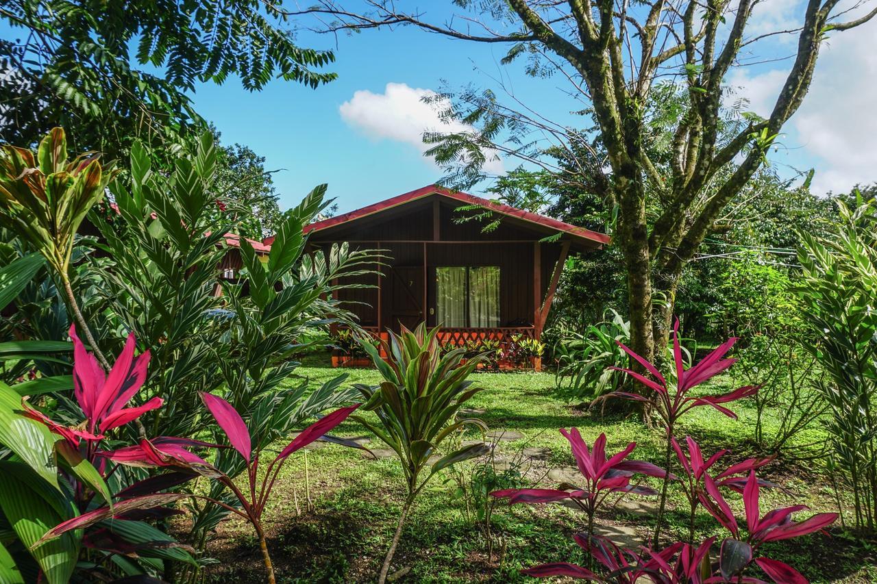 Hotel Faro Arenal La Fortuna Exterior foto